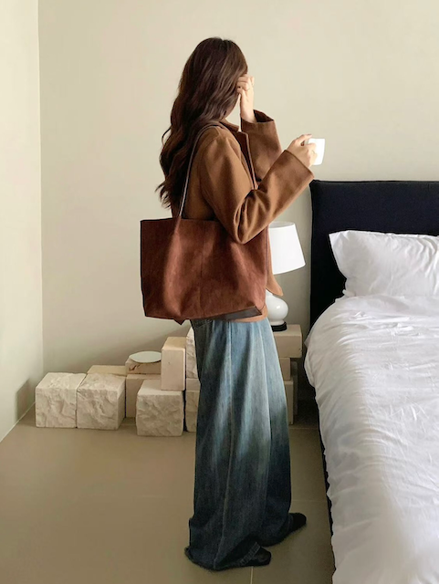 Lilly Suede-Like Microfiber Leather Tote w/Cosmetic Pouch