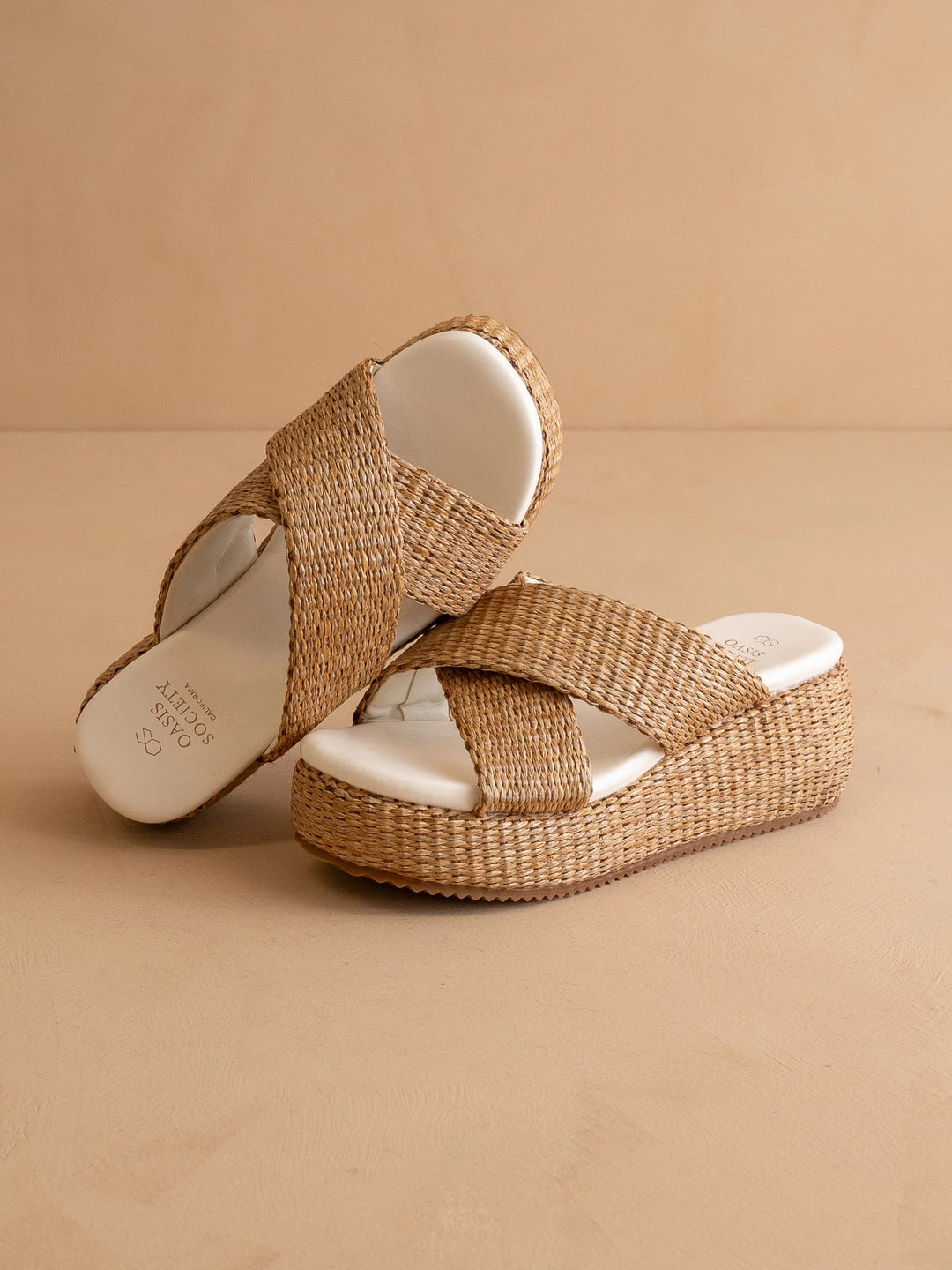 The Fresno Raffia Platform Sandal - Camel
