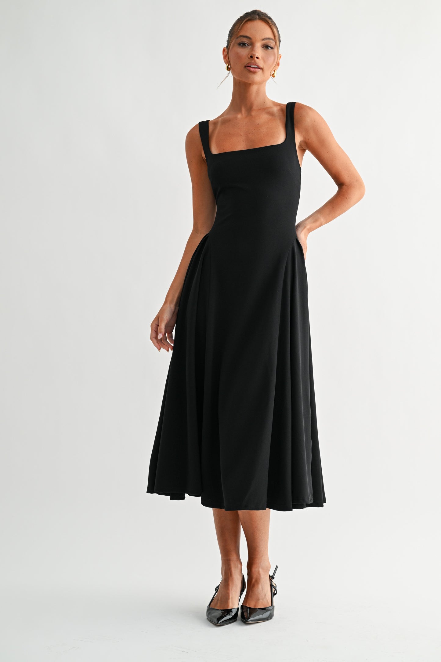 Lyra Muse Midi Dress