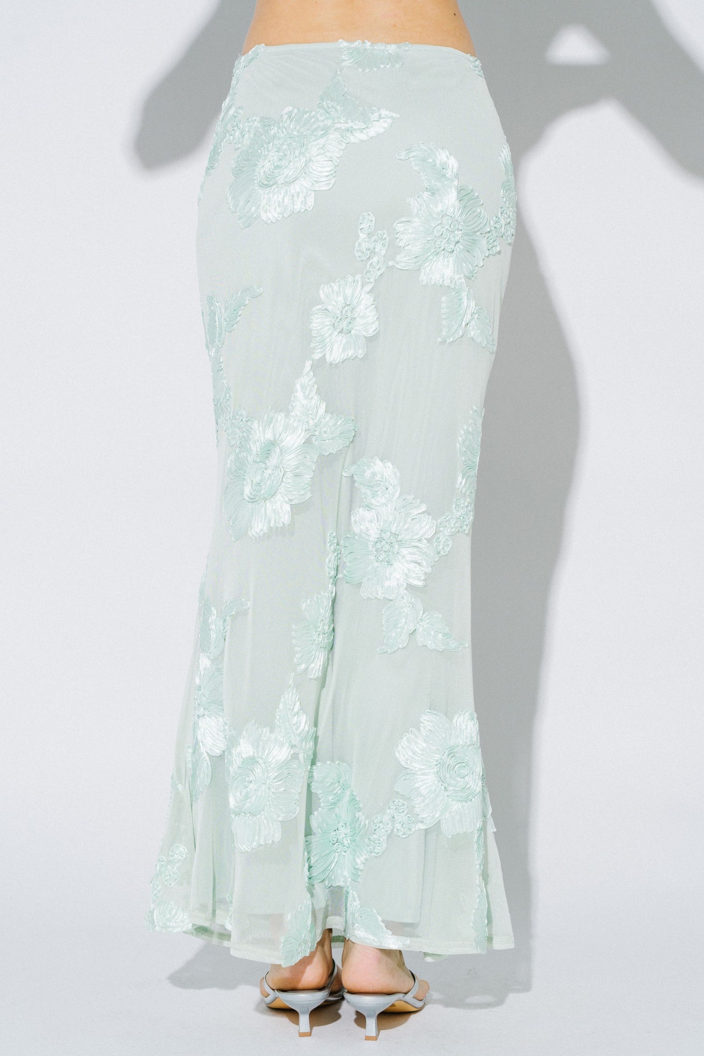 Bre Floral Jacquard Embroidery Maxi Skirt