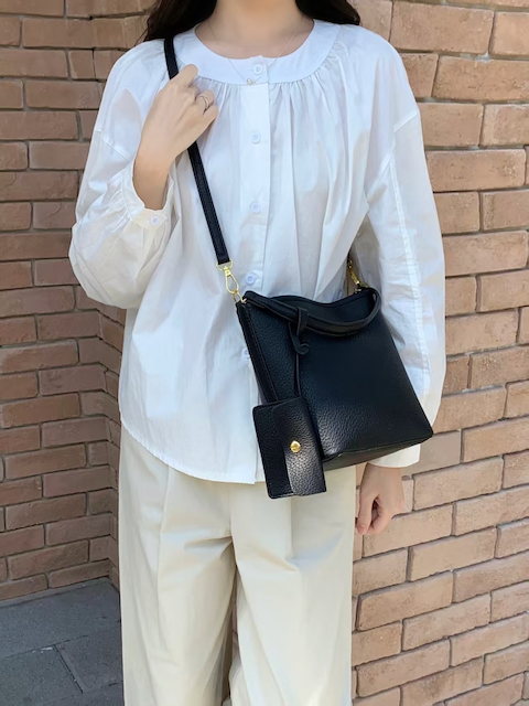 Amelia Hobo Bag w/Card Holder