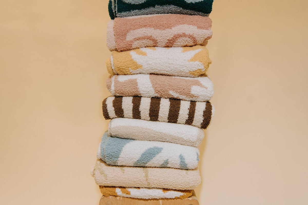 Stripe Plush Throw - Mocha & Cream