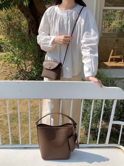 Amelia Hobo Bag w/Card Holder