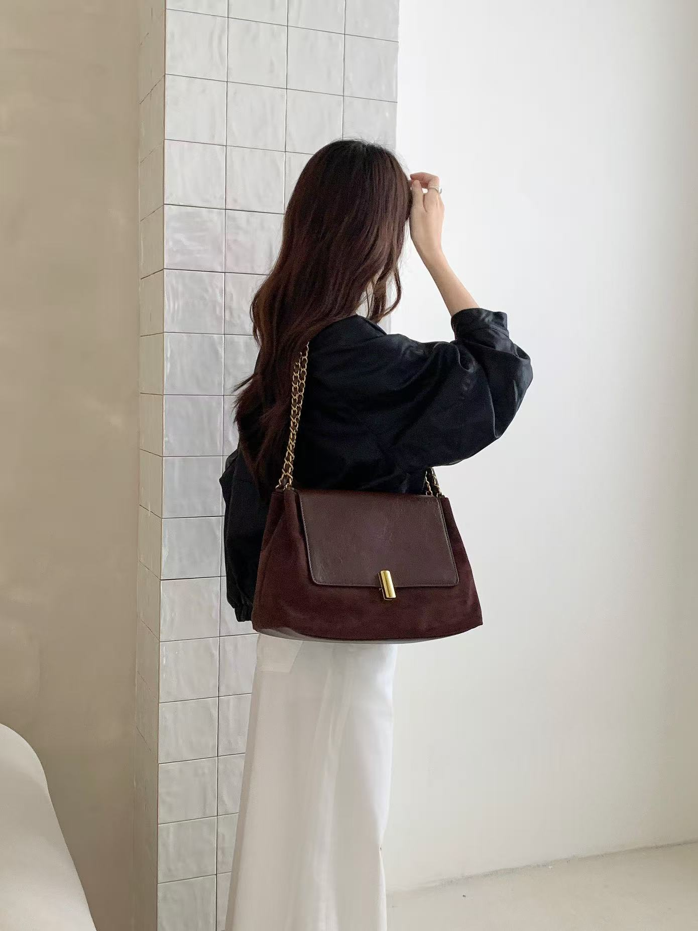 5th Avenue Microfiber Leather Shoulder Bag